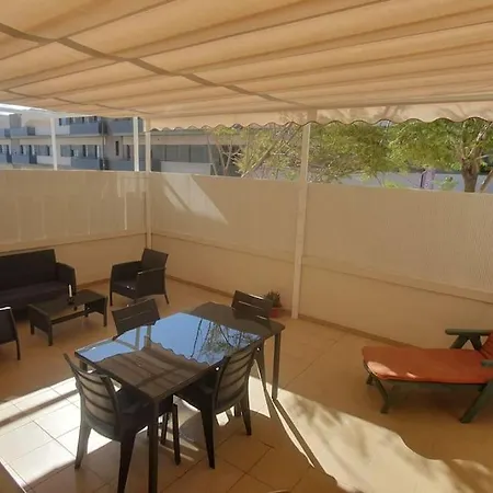 Con Amplia Terraza En Apartment Candelaria
